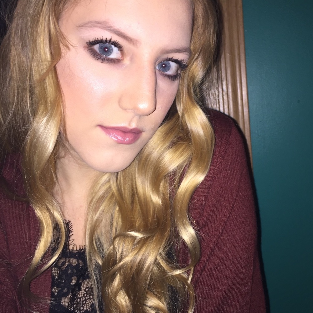 Meet your Posher, Tayler